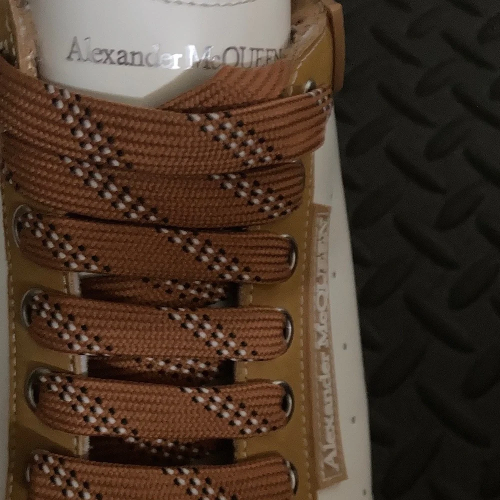 Alexander McQueen Men's Tan and White Sneakers - Picture 8 of 12